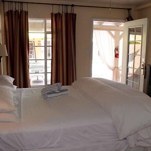 King Room Men Only